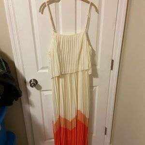 NWT Pleated Maxi Dress